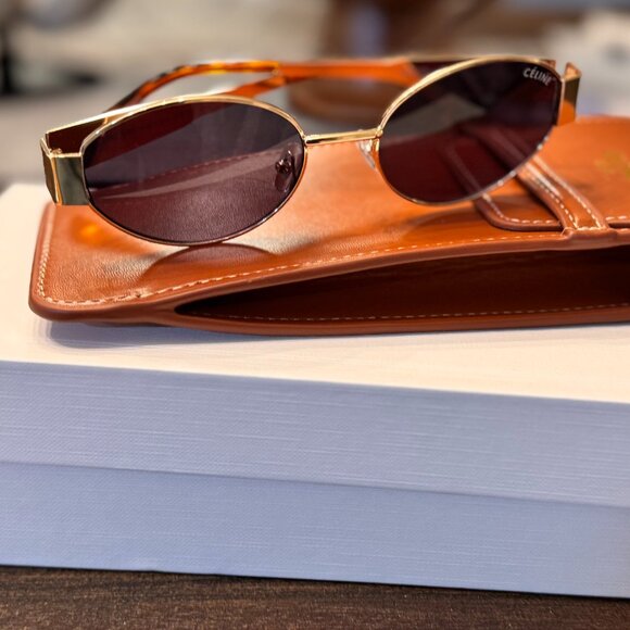 Designer Triomphe Gold Metal Round Sunglasses - Picture 1 of 6